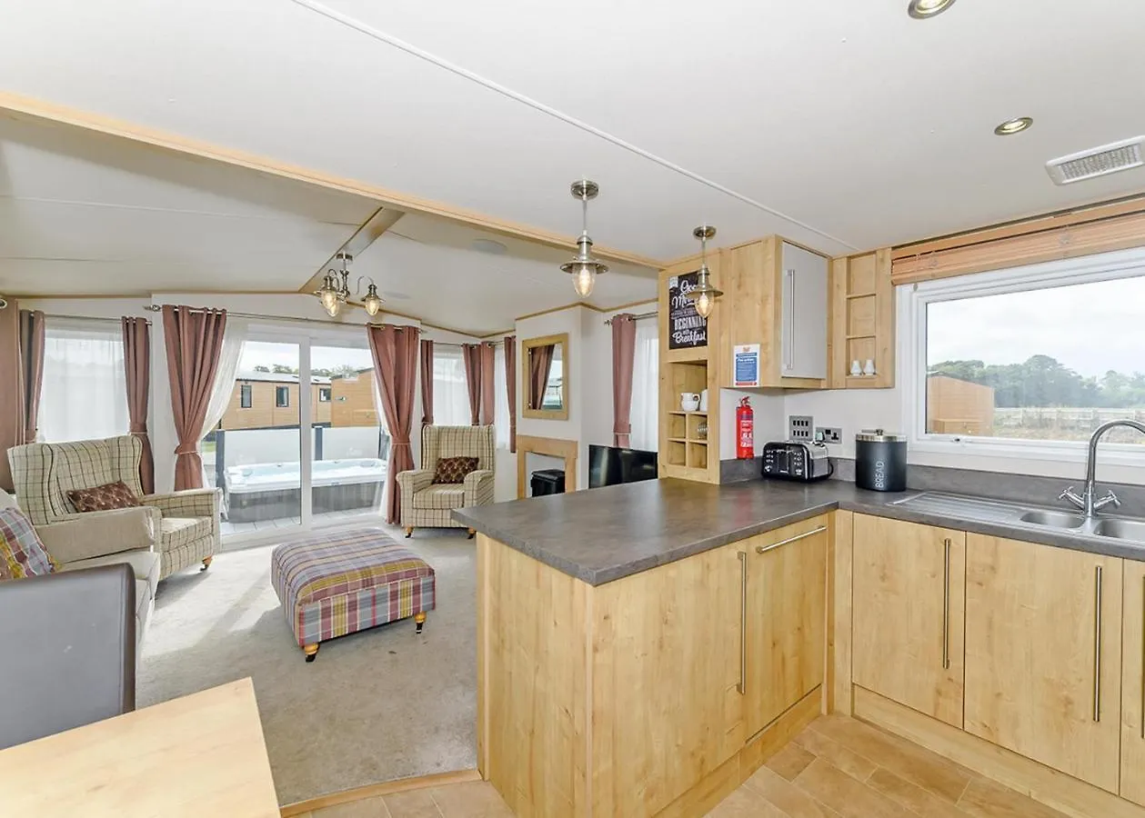 Crealy Meadows Hotel Clyst Saint Mary 0*,