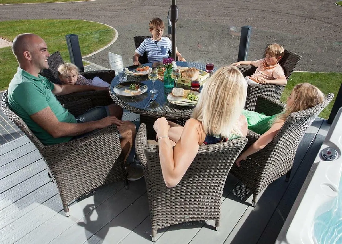 Crealy Meadows Hotel Clyst Saint Mary Holiday park